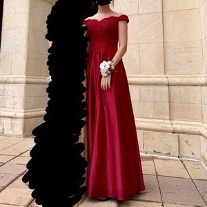 Dark Red Off the Shoulder Prom Dress Size XS 
gorgeous prom dress
Worn once